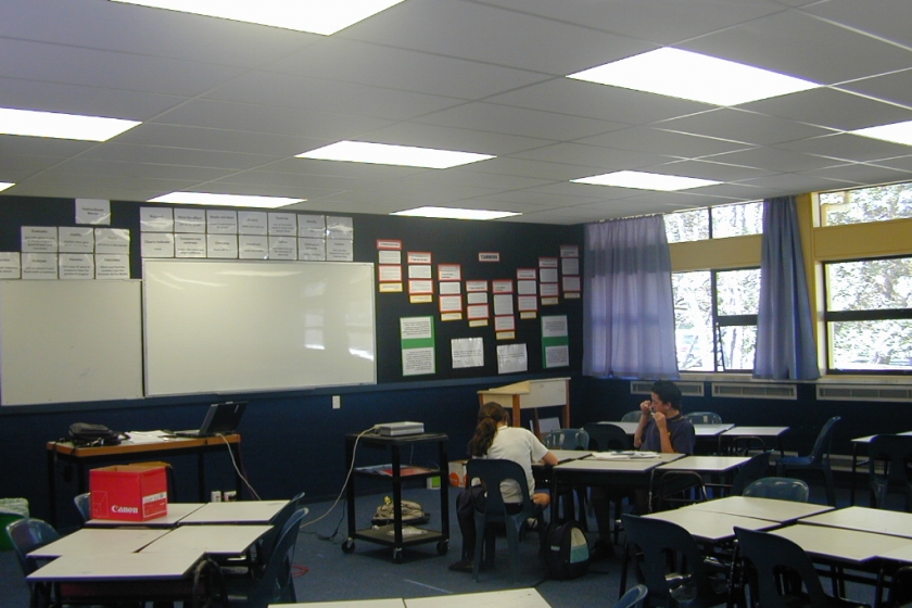 DSCN2580 Classrooms interior refurbishment